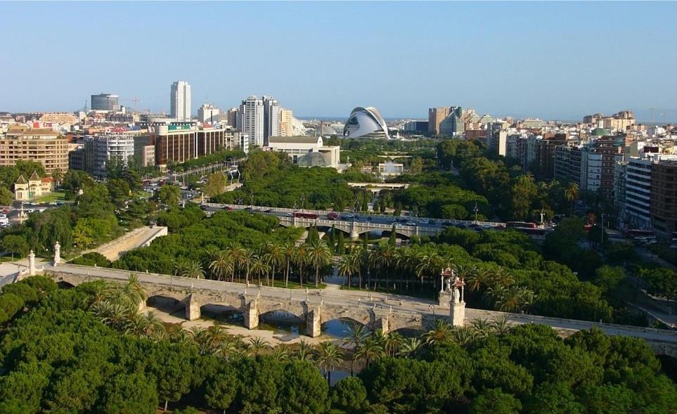Apartamento Para 4 Personas En El Centro De Valencia, Plaza El Pilar エクステリア 写真